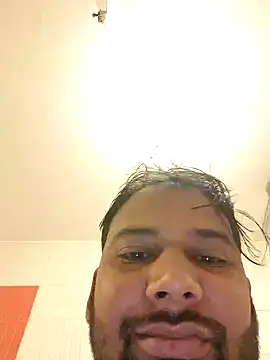 Snapshot of UAjit chatting on 15, 9, 2025 UAjit online show from 15, 9, 2025