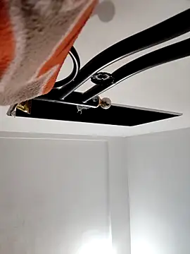 Snapshot of UAjit chatting on 4, 10, 2025 UAjit online show from 4, 10, 2025