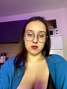 Snapshot of Vviikkssiikk chatting on 19, 10, 2025 Vviikkssiikk online show from 19, 10, 2025