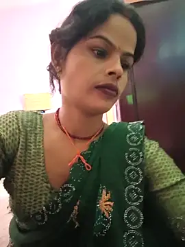 Snapshot of Eshna_Dabral chatting on 30, 10, 2025 Eshna Dabral online show from 30, 10, 2025