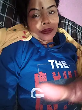 Snapshot of Eshna_Dabral chatting on 8, 11, 2025 Eshna Dabral online show from 8, 11, 2025