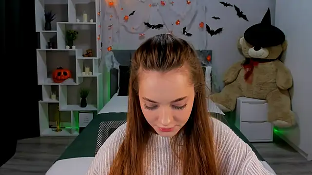 MelanieAlves online show from 22, 10, 2025