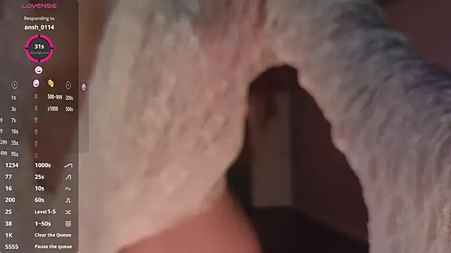 Snapshot of Ella_lee15 chatting on 17, 10, 2025 Ella lee15 online show from 17, 10, 2025