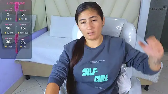 Snapshot of Katha03_ chatting on 10, 11, 2025 Katha03 online show from 10, 11, 2025