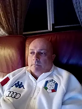 Alexis Bull online show from 22, 2, 2026