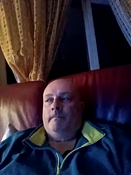 Alexis Bull online show from 24, 3, 2026