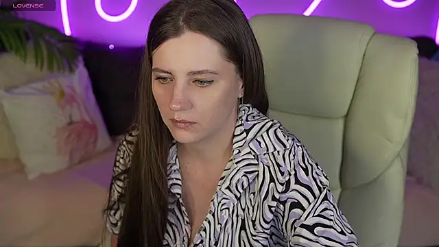 Snapshot of ValeryMurr chatting on 14, 10, 2025 ValeryMurr online show from 14, 10, 2025