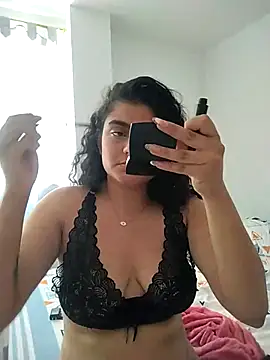 Snapshot of carlafox05 chatting on 23, 9, 2025 carlafox05 online show from 23, 9, 2025