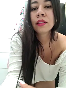 Snapshot of Yuli_Mars chatting on 10, 10, 2025 Yuli Mars online show from 10, 10, 2025