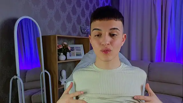 claus boy online show from 20, 3, 2025