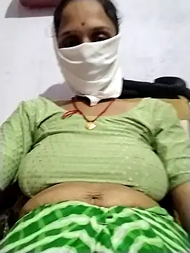 Snapshot of Soniy-Maax chatting on 11, 3, 2026 Soniy-Maax online show from 11, 3, 2026