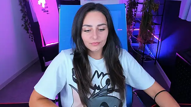 Snapshot of ValeriiMills chatting on 8, 9, 2025 ValeriiMills online show from 8, 9, 2025