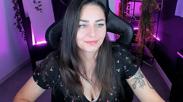 Snapshot of ValeriiMills chatting on 9, 10, 2025 ValeriiMills online show from 9, 10, 2025