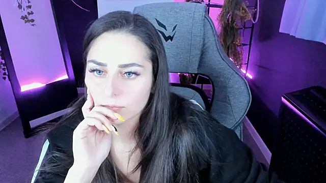 Snapshot of ValeriiMills chatting on 15, 10, 2025 ValeriiMills online show from 15, 10, 2025