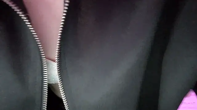 Snapshot of egsr_ chatting on 13, 9, 2025 egsr online show from 13, 9, 2025