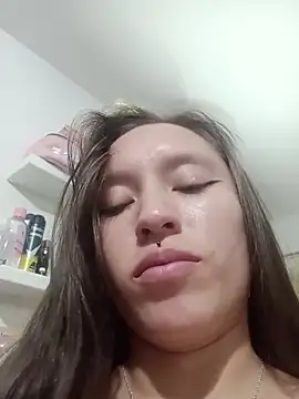 Snapshot of Sophie__G chatting on 16, 10, 2025 Sophie G online show from 16, 10, 2025