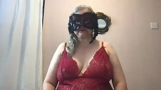 Raven Magical Milf online show from 24, 9, 2025