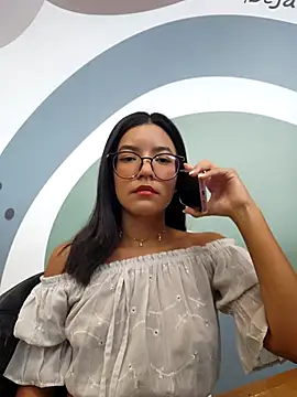 Snapshot of Pretty_roxxyy chatting on 19, 9, 2025 Pretty roxxyy online show from 19, 9, 2025