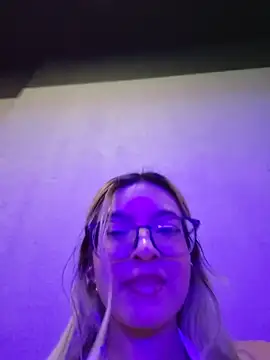 Pretty roxxyy online show from 8, 2, 2026