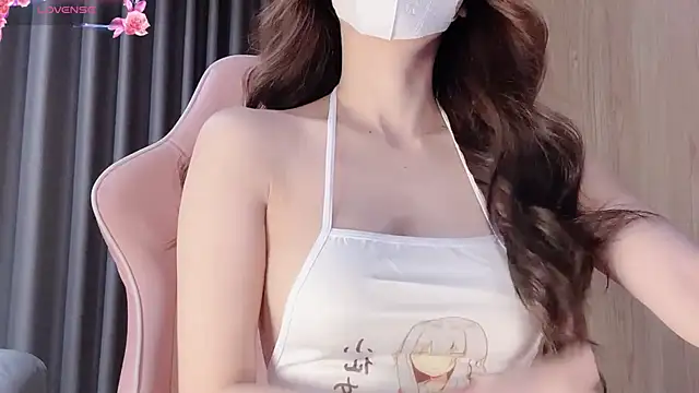 yiyi-chin online show from 15, 10, 2025