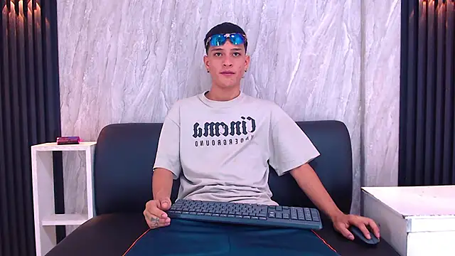 Matt Ruso online show from 22, 9, 2025