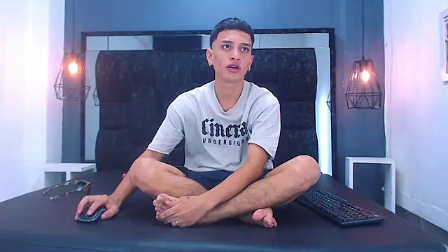 Snapshot of Matt_Ruso chatting on 11, 10, 2025 Matt Ruso online show from 11, 10, 2025