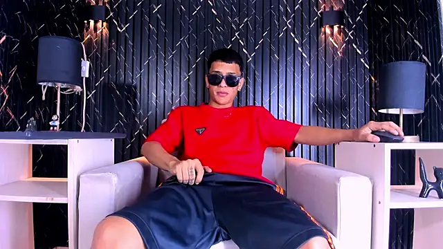 Snapshot of Matt_Ruso chatting on 17, 10, 2025 Matt Ruso online show from 17, 10, 2025