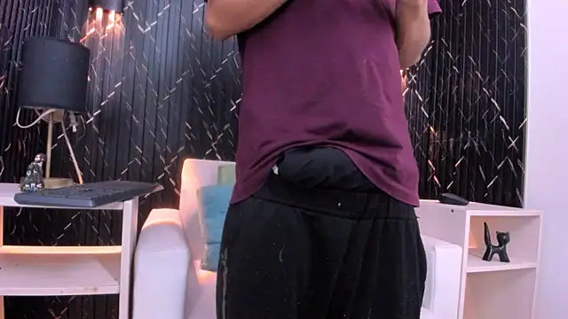 Snapshot of Matt_Ruso chatting on 8, 11, 2025 Matt Ruso online show from 8, 11, 2025