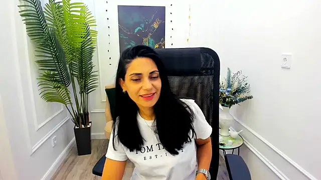 Snapshot of AllaYerty chatting on 11, 10, 2025 AllaYerty online show from 11, 10, 2025