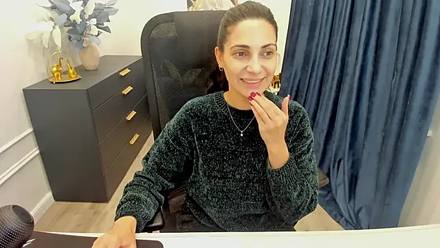 Snapshot of AllaYerty chatting on 12, 11, 2025 AllaYerty online show from 12, 11, 2025