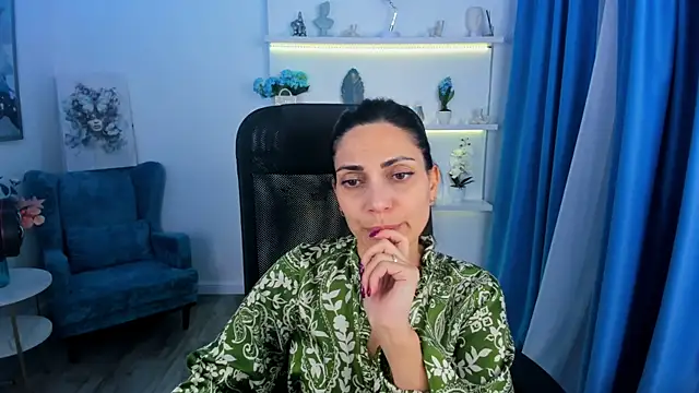 Snapshot of AllaYerty chatting on 21, 11, 2025 AllaYerty online show from 21, 11, 2025