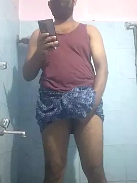 Snapshot of UrbanUtopia chatting on 23, 10, 2025 UrbanUtopia online show from 23, 10, 2025