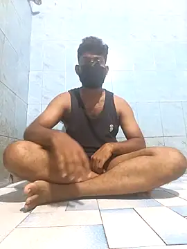 Snapshot of UrbanUtopia chatting on 25, 10, 2025 UrbanUtopia online show from 25, 10, 2025