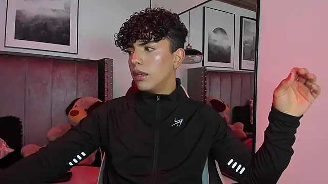 Niick Twink online show from 23, 9, 2025