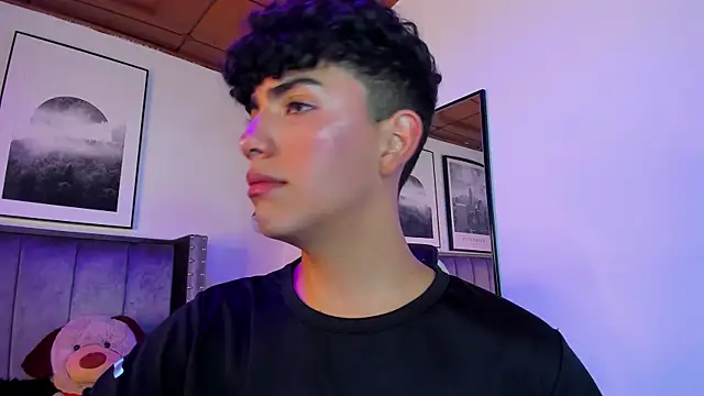 Niick Twink online show from 7, 10, 2025