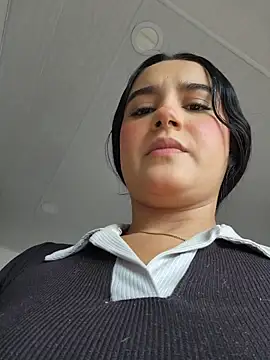 Rosa Warreen  online show from 26, 10, 2025