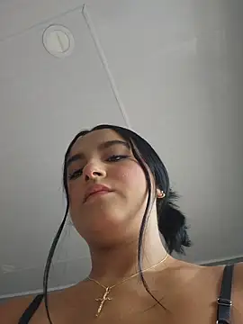 Rosa Warreen  online show from 16, 11, 2025