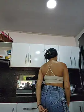 Rosa Warreen  online show from 22, 11, 2025