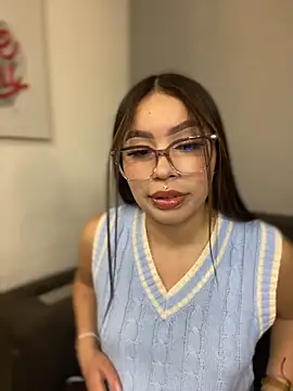 Cristina pinkk online show from 4, 12, 2025