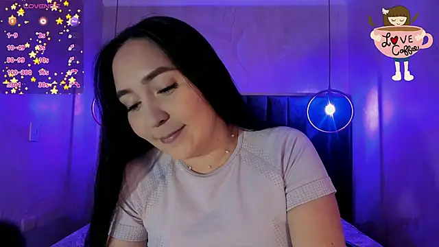 Snapshot of AlissaJoness chatting on 6, 11, 2025 AlissaJoness online show from 6, 11, 2025