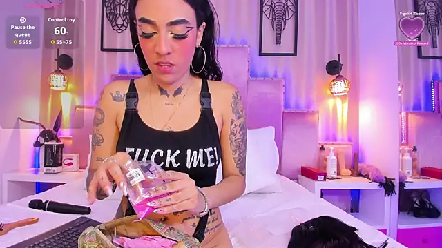 SamanthaAdele online show from 15, 10, 2025