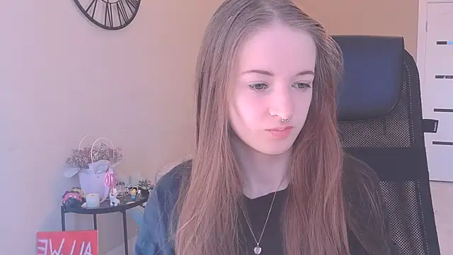KateKayer online show from 9, 9, 2025