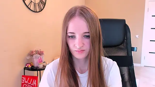 KateKayer online show from 19, 10, 2025