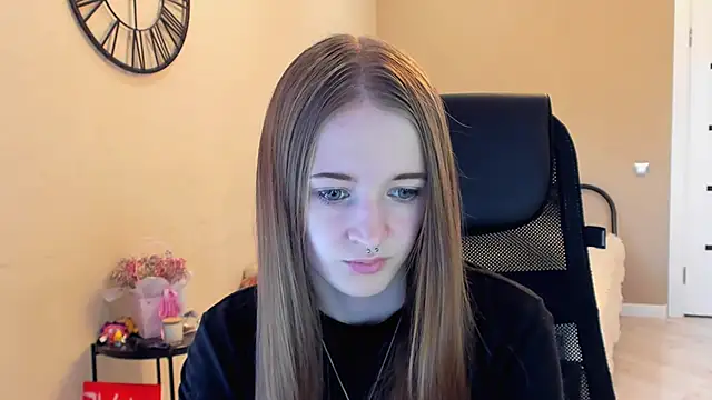 KateKayer online show from 20, 10, 2025