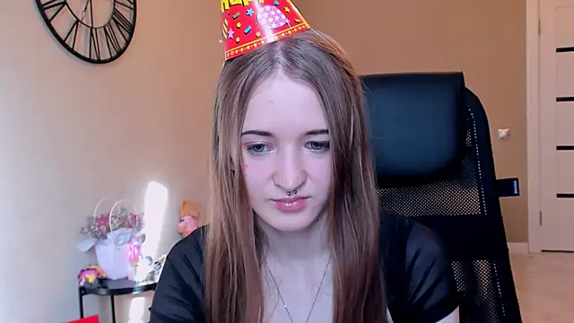 KateKayer online show from 28, 10, 2025