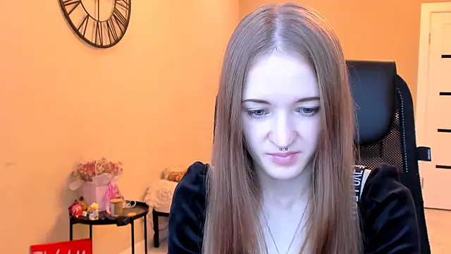 KateKayer online show from 12, 11, 2025