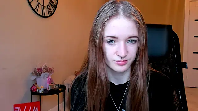 KateKayer online show from 18, 11, 2025