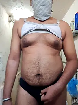 Snapshot of Brown69_guy chatting on 10, 1, 2026 Brown69 guy online show from 10, 1, 2026