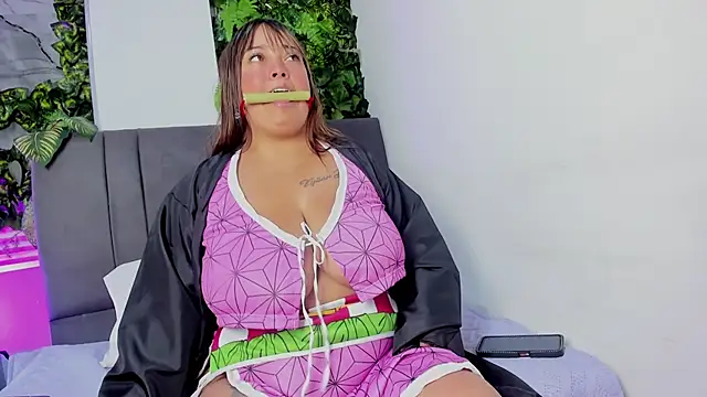 Snapshot of Alicee_stone_ chatting on 31, 10, 2025 Alicee stone online show from 31, 10, 2025