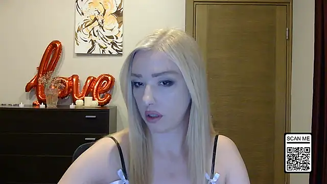 Wild Silk Desire online show from 11, 3, 2026